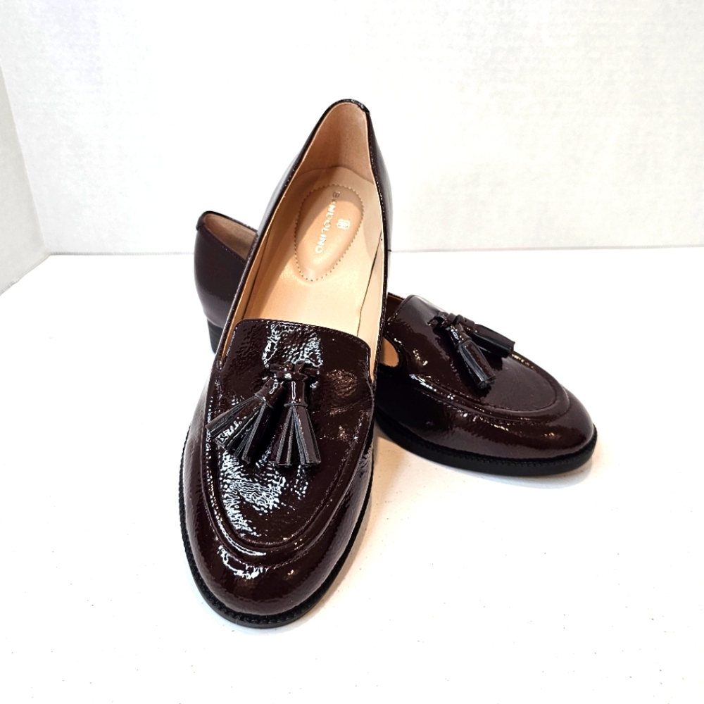 Bandolino Linzer Loafer Women's Size 7 Maroon NWOT
